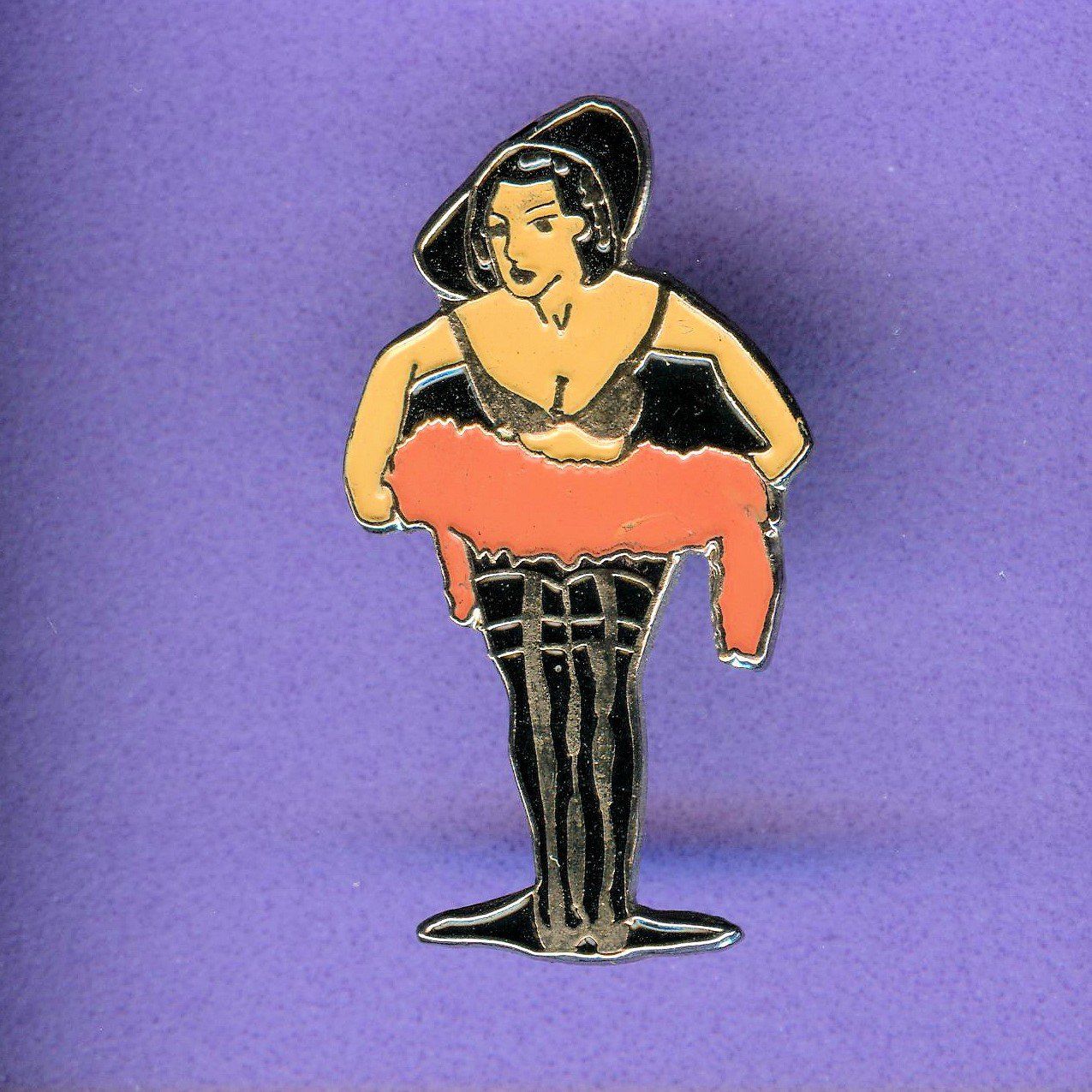 Placchette & Badge: PIN - UP  GIRL – Usato da Winterthur venduto da Sammleroase