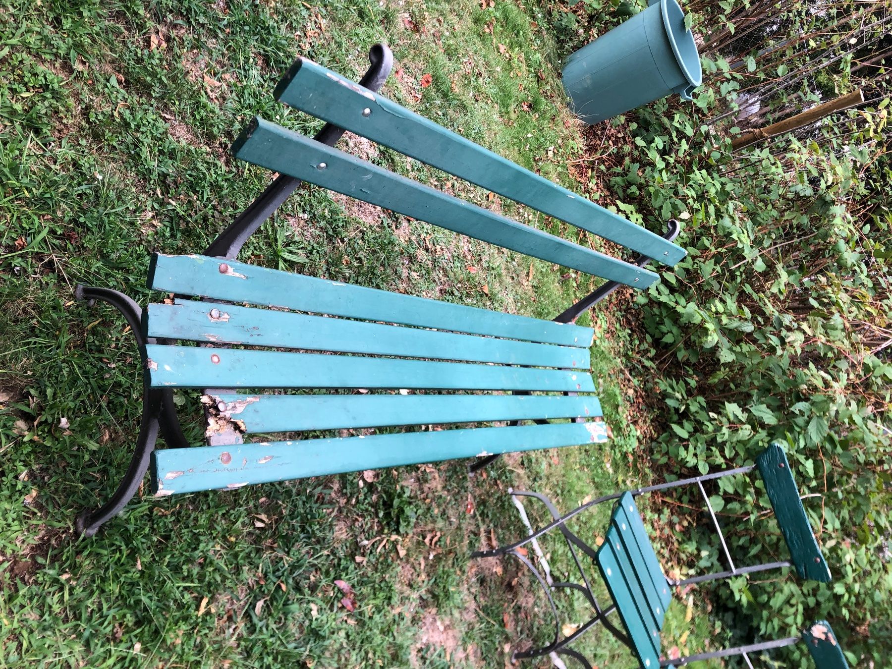 Set di tavolo e panche: Die etwas anderen Garten oder Balkonmöbel – Usato da Seuzach venduto da Monika112 4