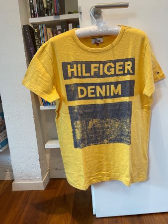 💛 T-shirt Tommy Hilfiger Denim jaune imprimé – Taille L