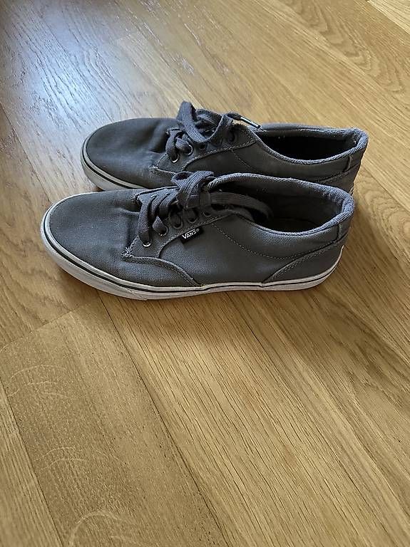 Herrenschuhe: Vans 39 – Gebraucht aus Pully von tarra26 1