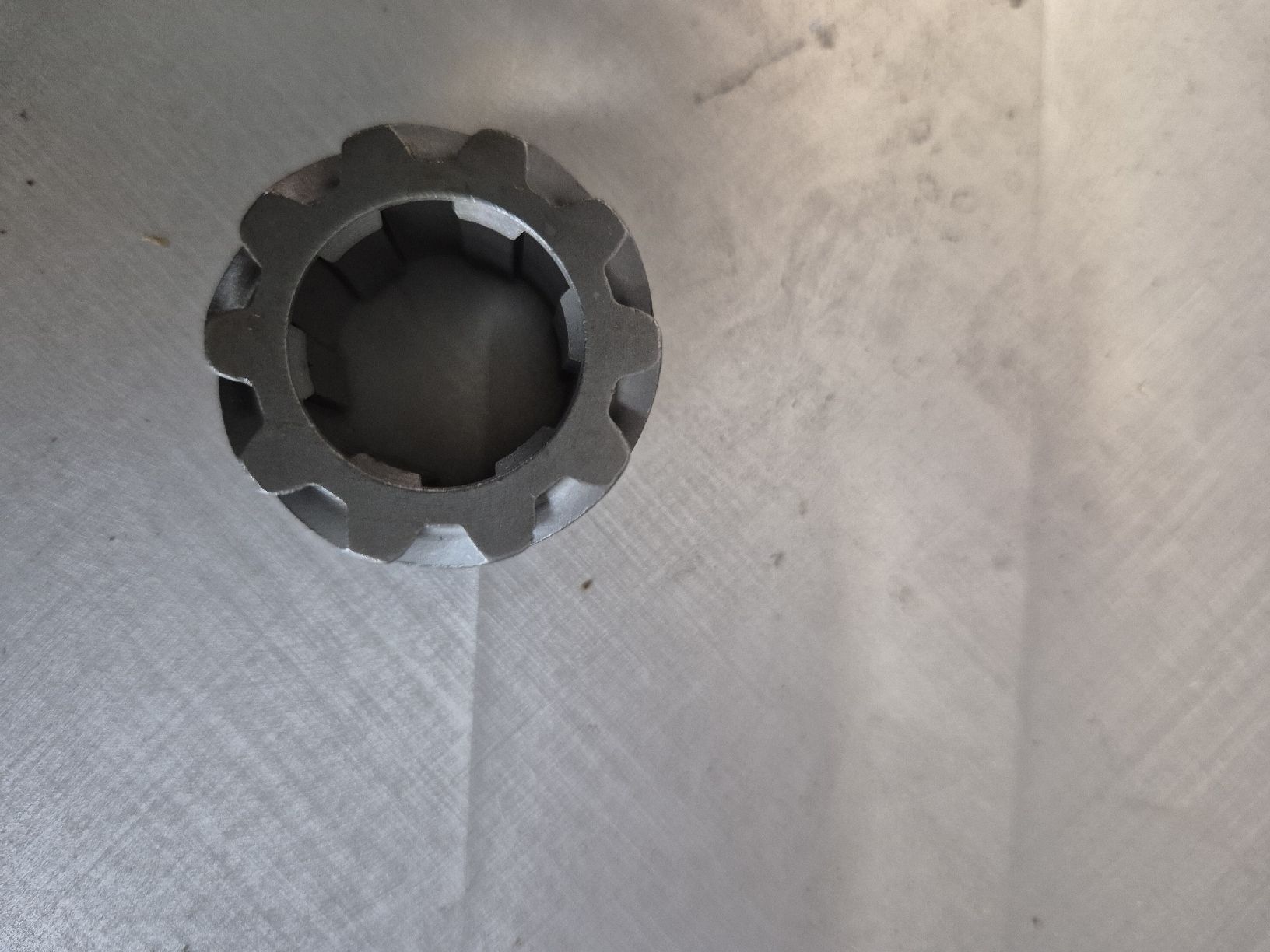 Harley-Davidson Tutti i ricambio per moto: Pignon de pompe à huile Harley-Davidson  – Nuovo e nell'imballaggio originale da Le Locle venduto da CHEGUA 1