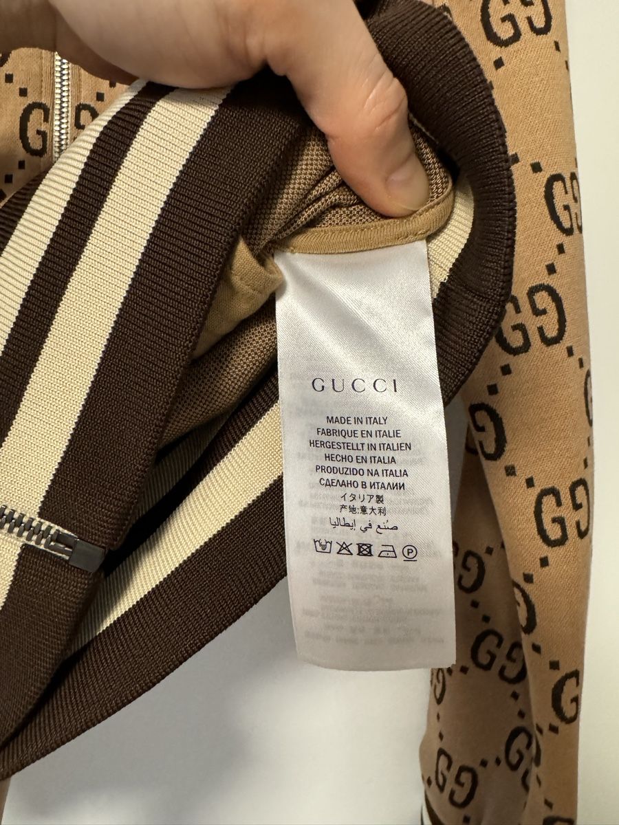 Gucci Giacche: Gucci Monogram Herren Strickjacke gr m neu – Nuovo (secondo la descrizione) da Dietikon venduto da mina_d 2