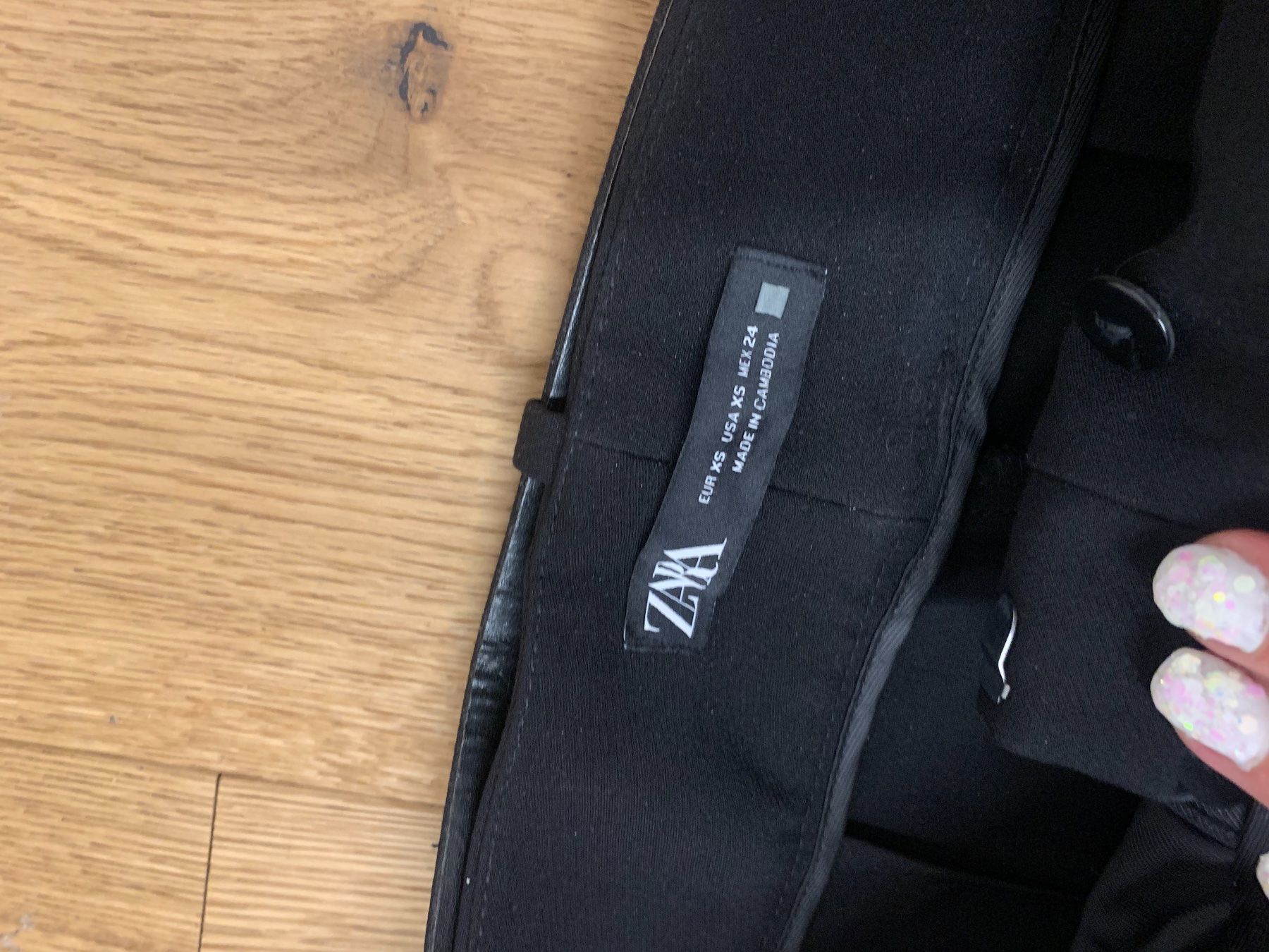 Pantaloni: Zara Hose – Usato da Rudolfstetten venduto da Laramalna 2