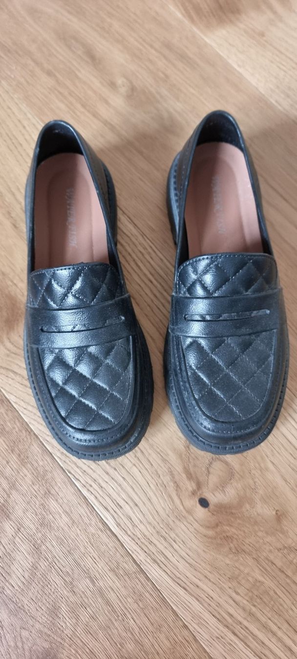 Scarpe da donna: 5er-Set: Damenschuhe Grösse 38-39 – Usato da Lachen SZ venduto da allesweg78 8