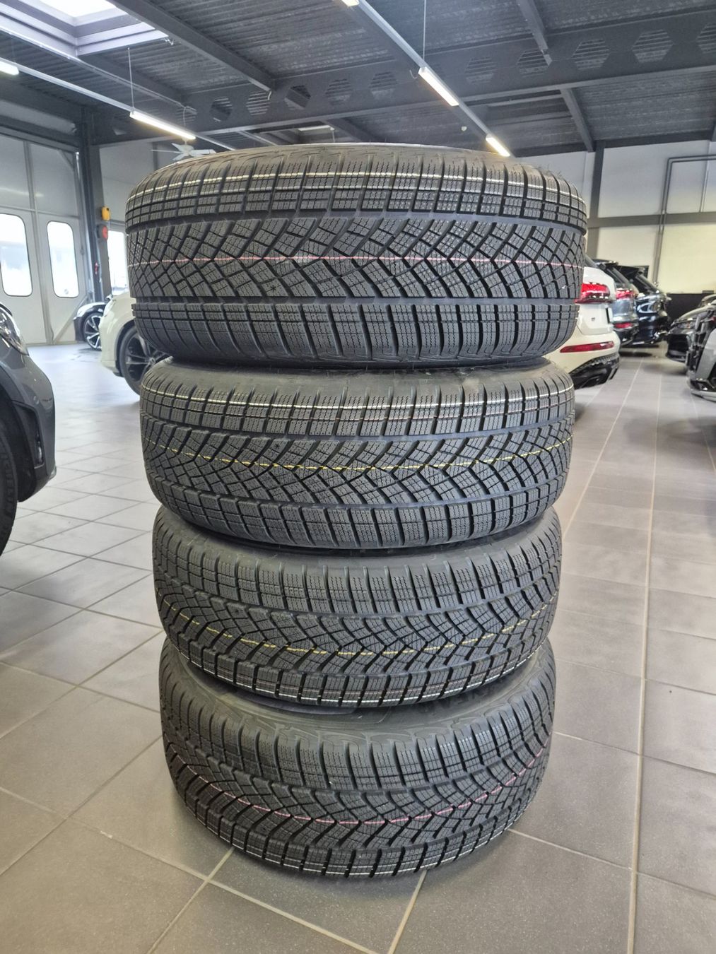 Audi Pneus & Kompletträder: Winterräder 19" Audi Q6 E-Tron – Neu (gemäss Beschreibung) aus Winterthur von WEWi-Ersatzteile 3