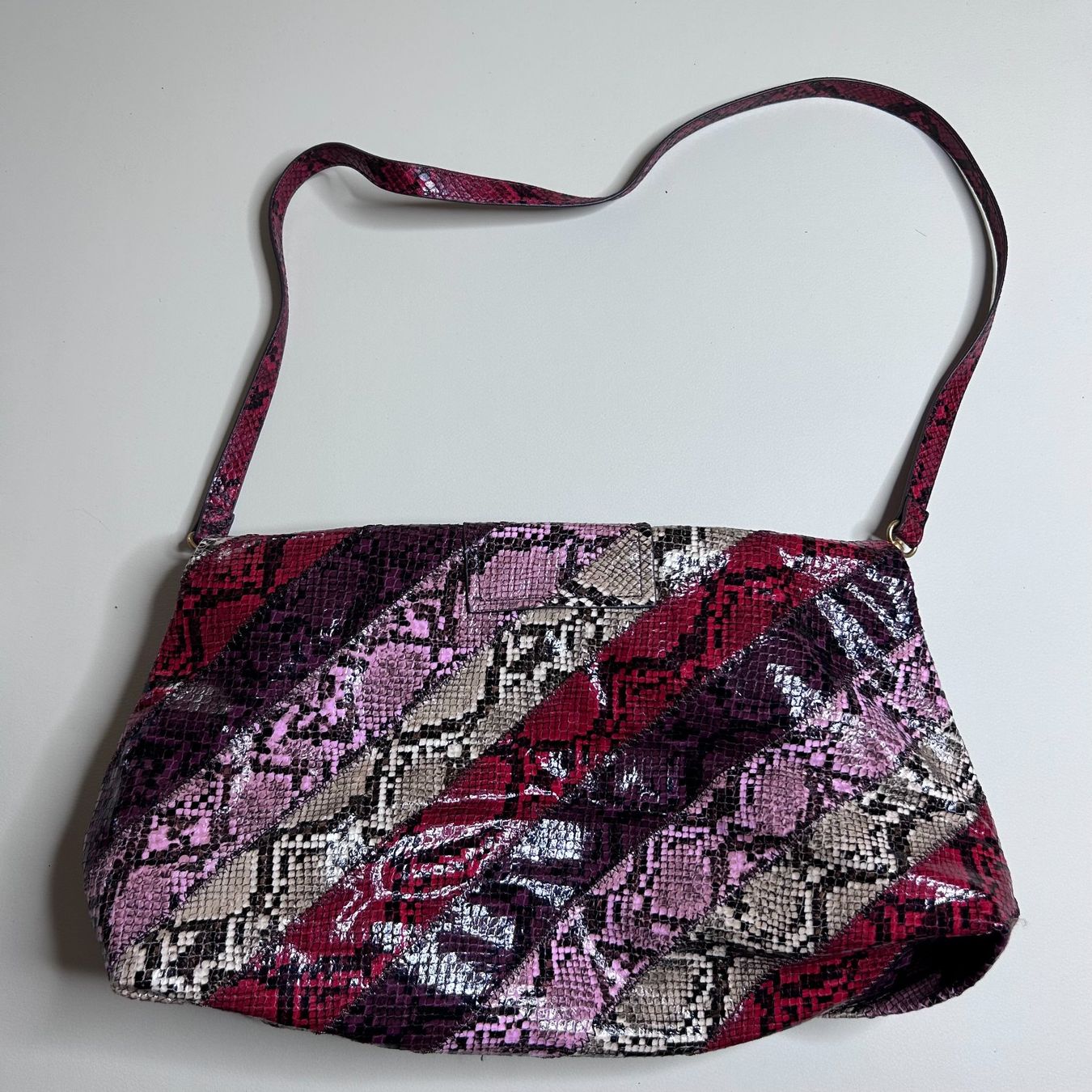 Zara Borse da donna: Zara Bag / Clutch with Snake Print – Usato da St. Gallen venduto da look-twice 3