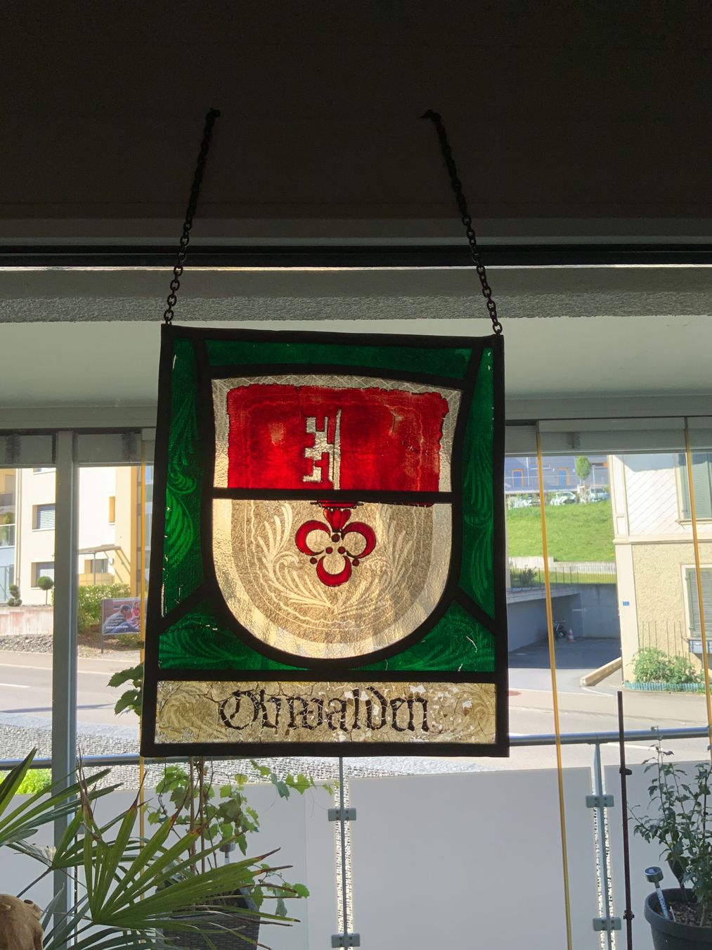 Autres antiquités ou arts: Buntglas Fenster Wappen Obwalden – D'occasion à Schübelbach par Hecht11. 2