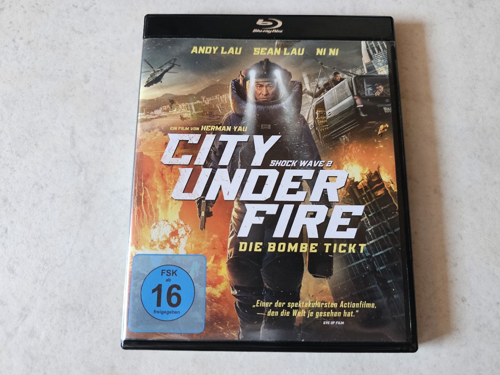 Tutti i DVDs: City Under Fire  -  Die Bombe tickt  /  Bluray – Usato da Schneisingen venduto da backstore24
