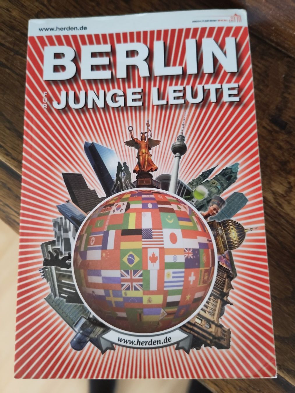 Libri: Berlin für Junge Leute Buch – Usato da Zürich venduto da Saf12