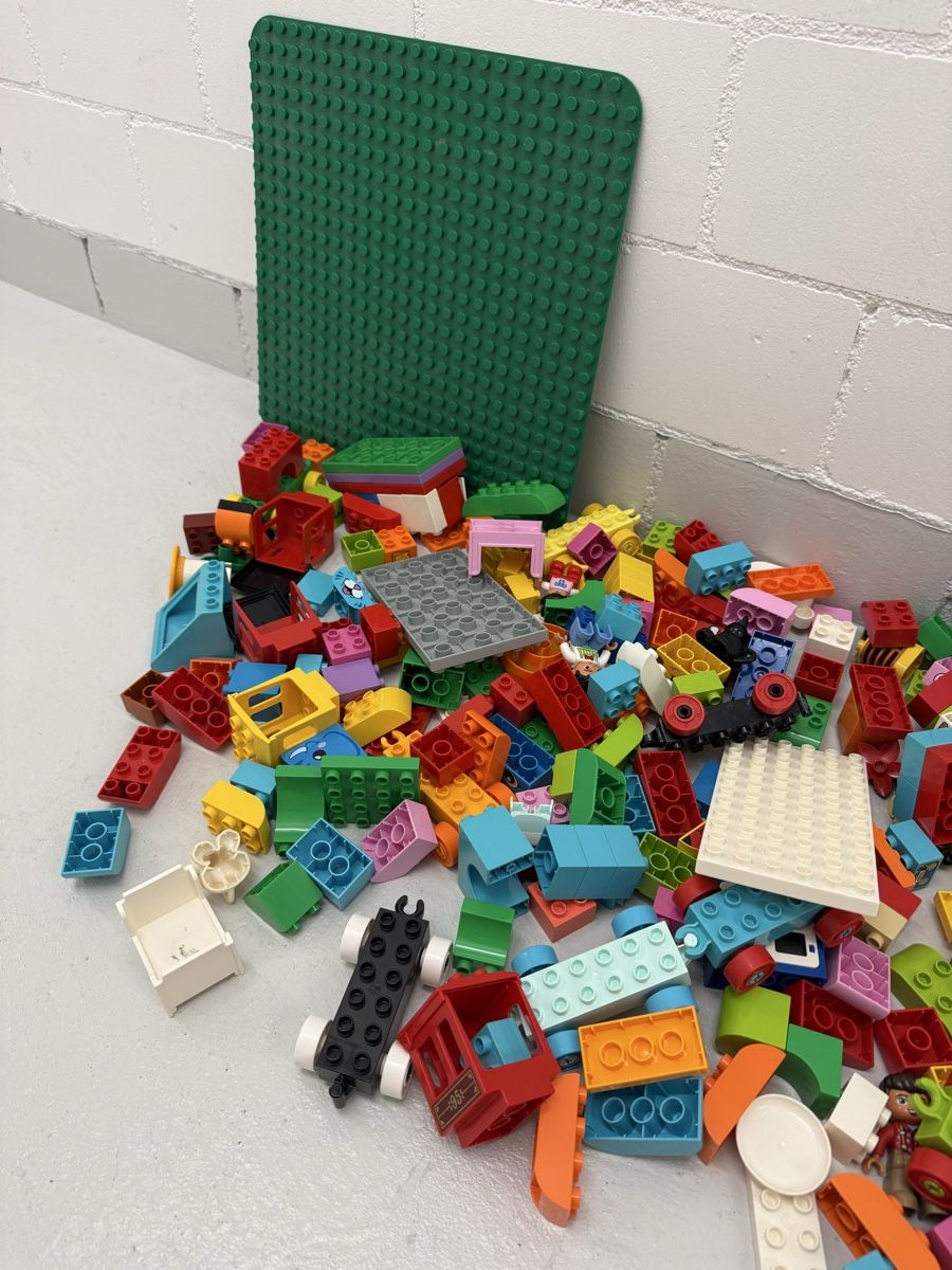 Lego Kit di costruzioni: Lego Duplo Big Mix with Base Plate – Usato da Meilen venduto da artnotice 1