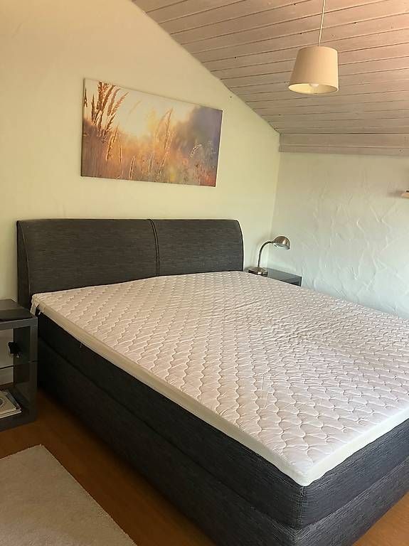Lits: Boxspringbett  – D'occasion à Schaffhausen par fra_5jf2