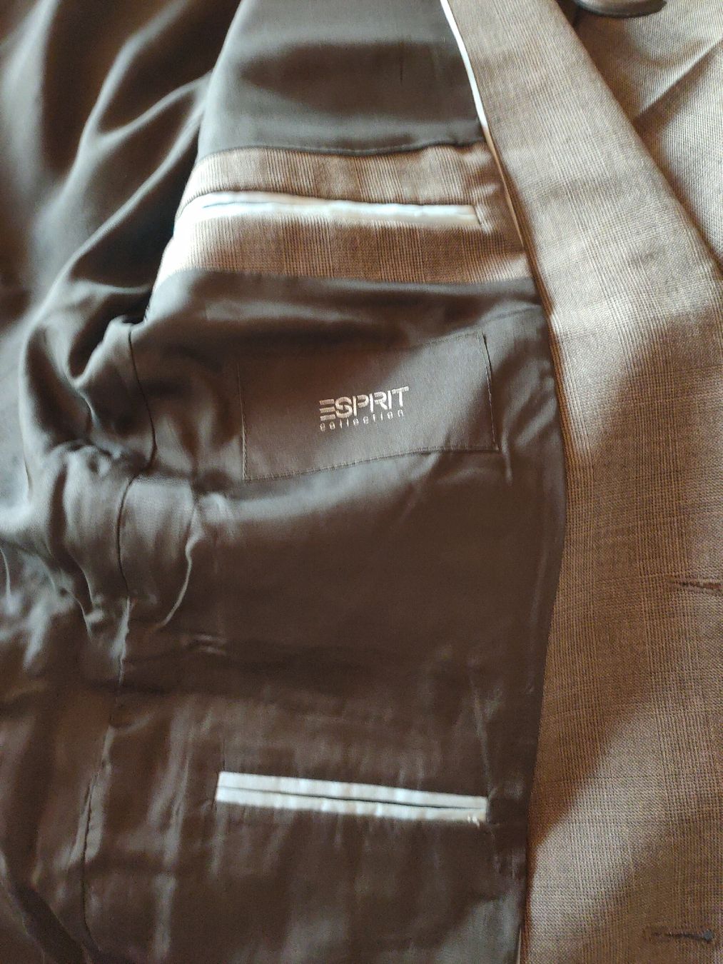 Esprit Completi: Esprit Herren Anzug mit Hose Gr 48 – Usato da Morens FR venduto da christa25 3