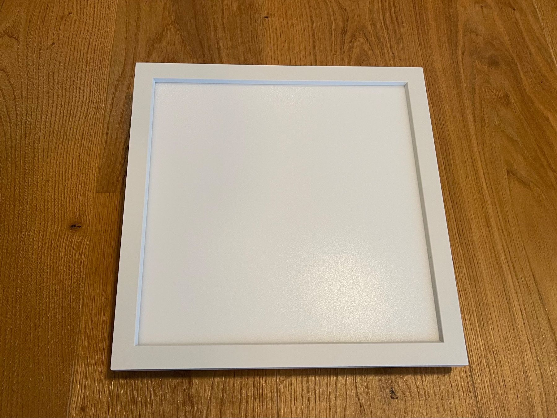 Philips Lustres & lampes de plafonds: Philips Aurell LED Panel,  quadratisch weiss – D'occasion à Dittingen par the_didact