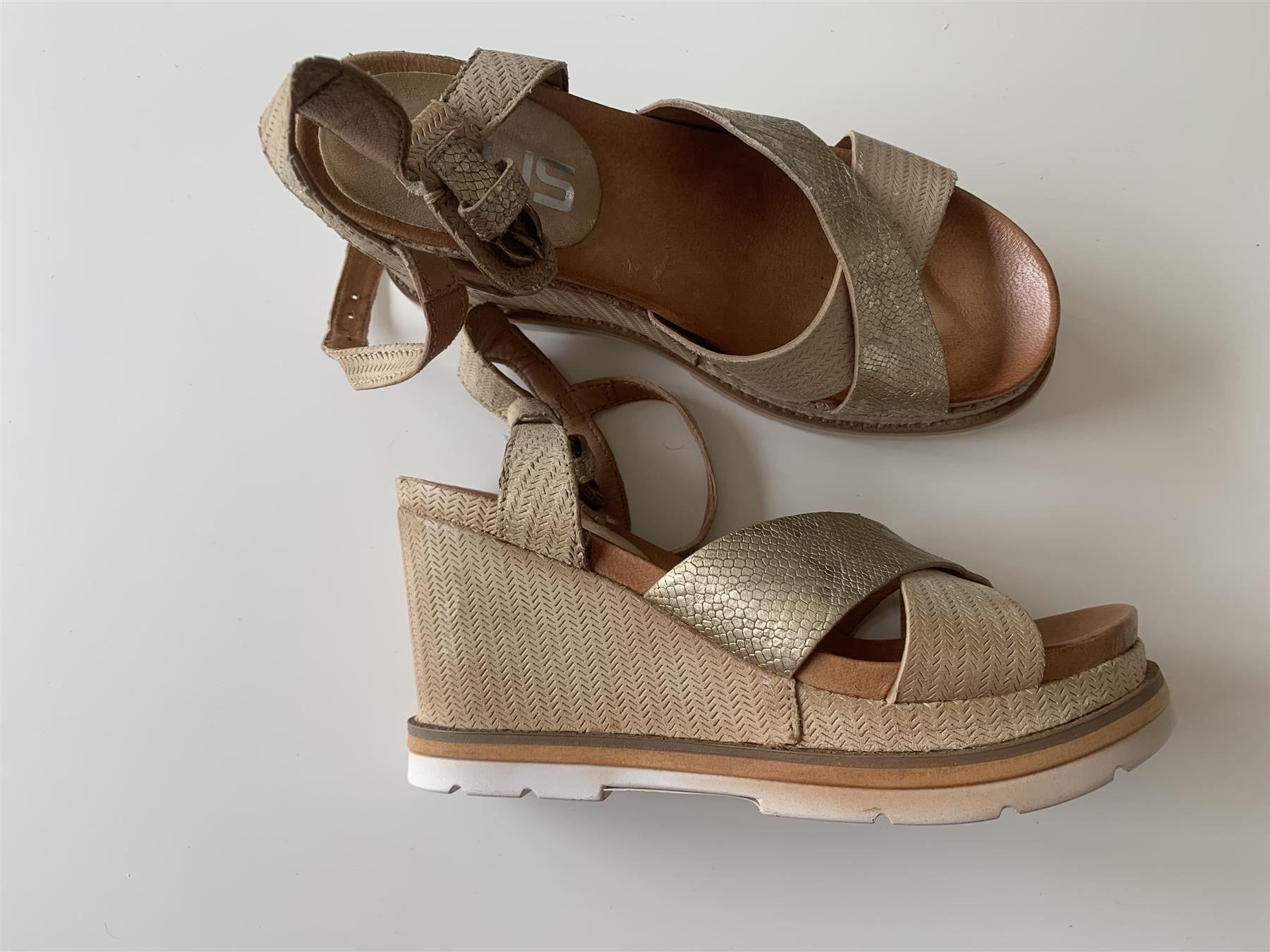 Mjus Scarpe da donna: MJUS Plateau Sandalen Gr. 36 ***NEU*** – Nuovo e nell'imballaggio originale da Meiringen venduto da luanik