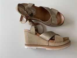 MJUS Plateau Sandalen Gr. 36 ***NEU***
