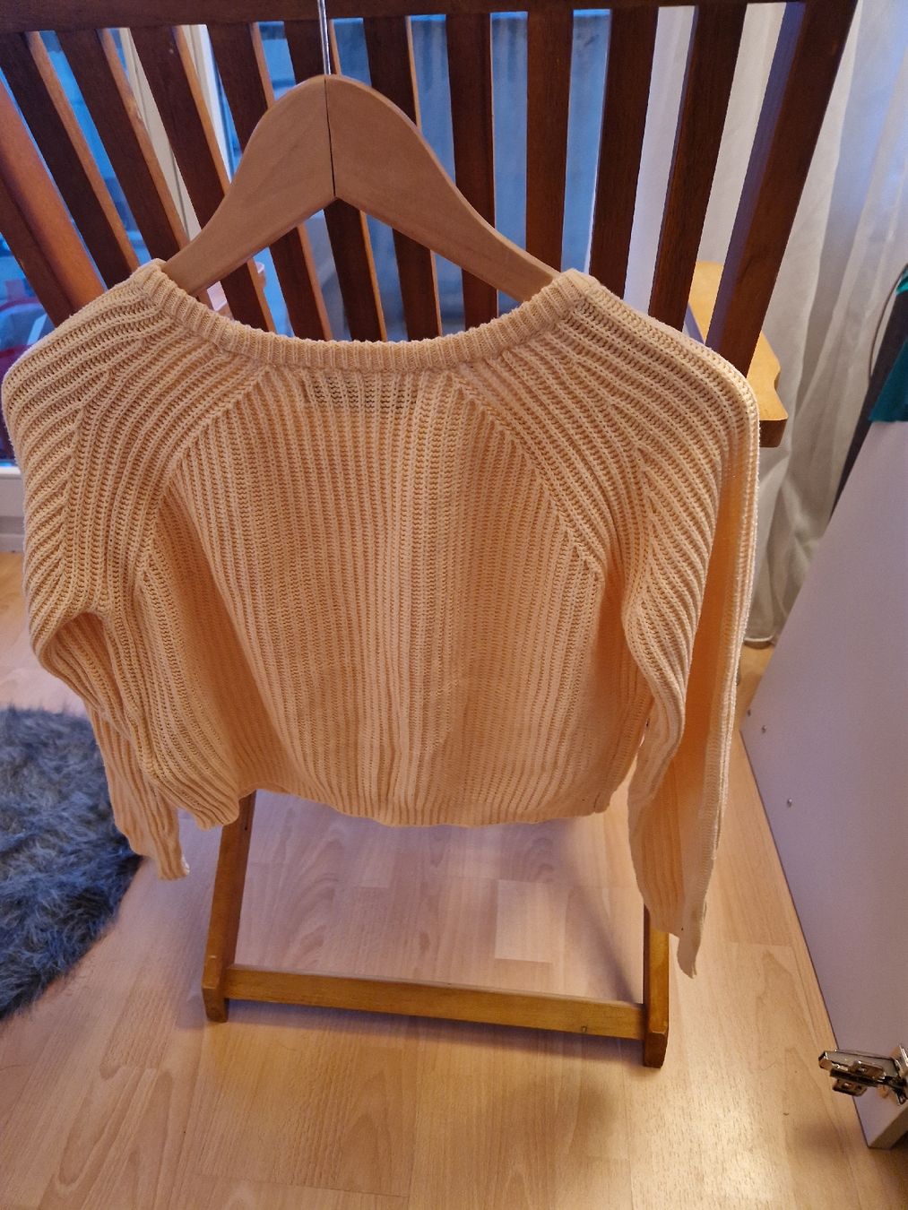 Maglioni & Felpe: Kurzer Pullover XS – Usato da Rüfenacht BE venduto da Loeti1992 1
