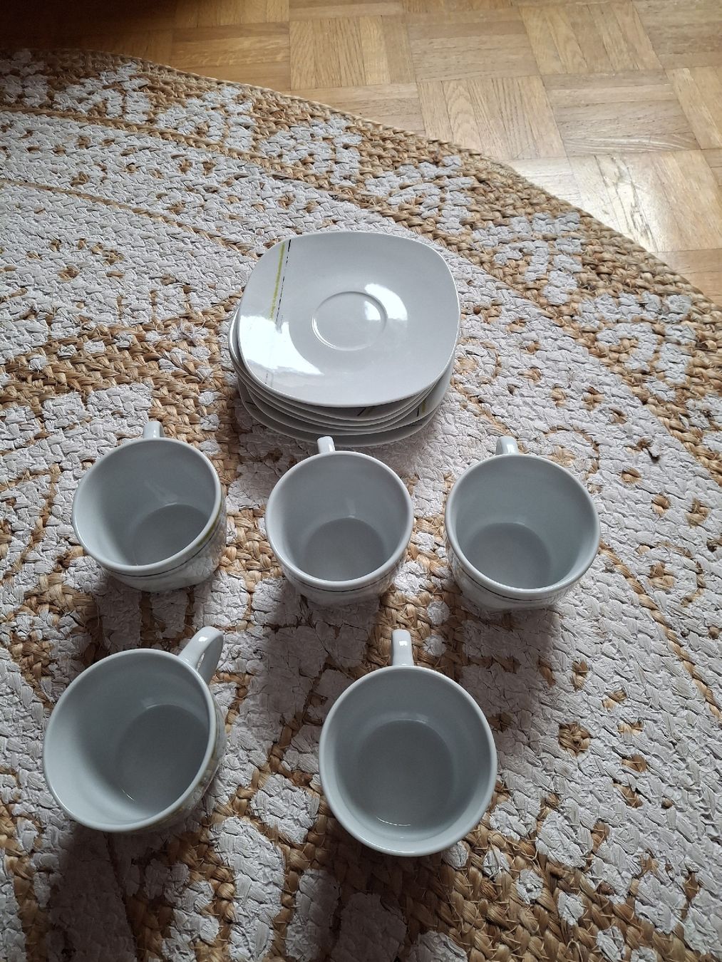 Set di piatti: Geschirr – Usato da Zwingen venduto da Borer1998 2