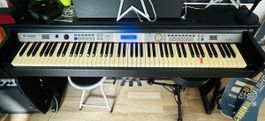 E Piano