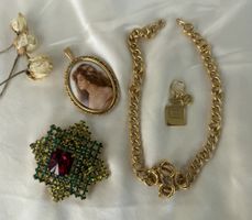 Lot bijoux vintage. Schmuck Konvolut Lot.