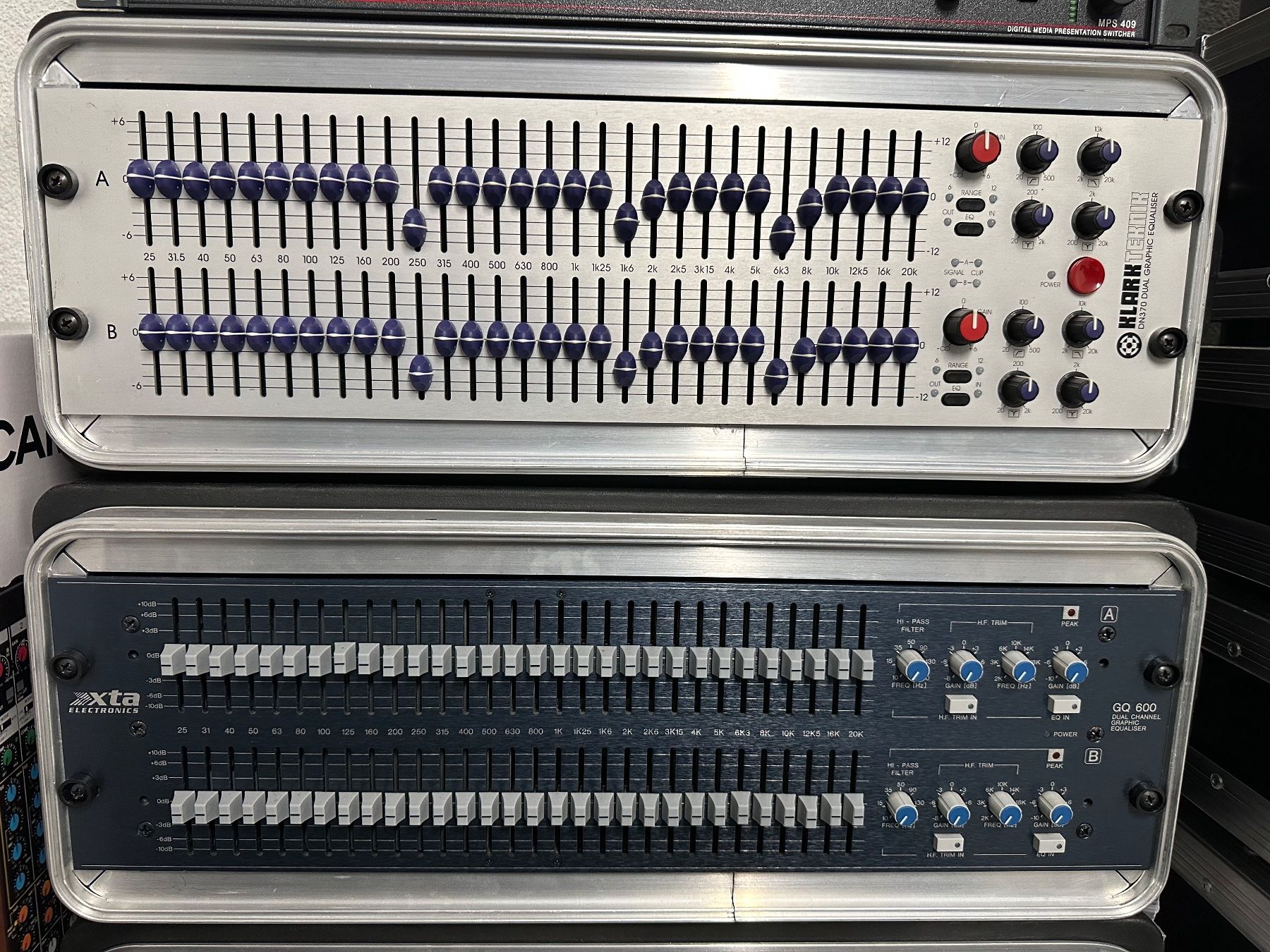 Equalizzatori: KlarkTeknik DN370 EQUALIZER – Usato da Staufen venduto da NDV75