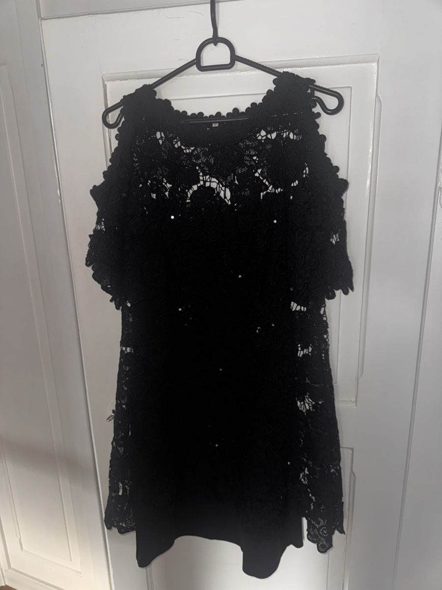 Vestiti: Schwarzes Spitzenkleid, Grösse S 2 in 1 – Nuovo (secondo la descrizione) da Münchenstein venduto da By.gabriela.v 5
