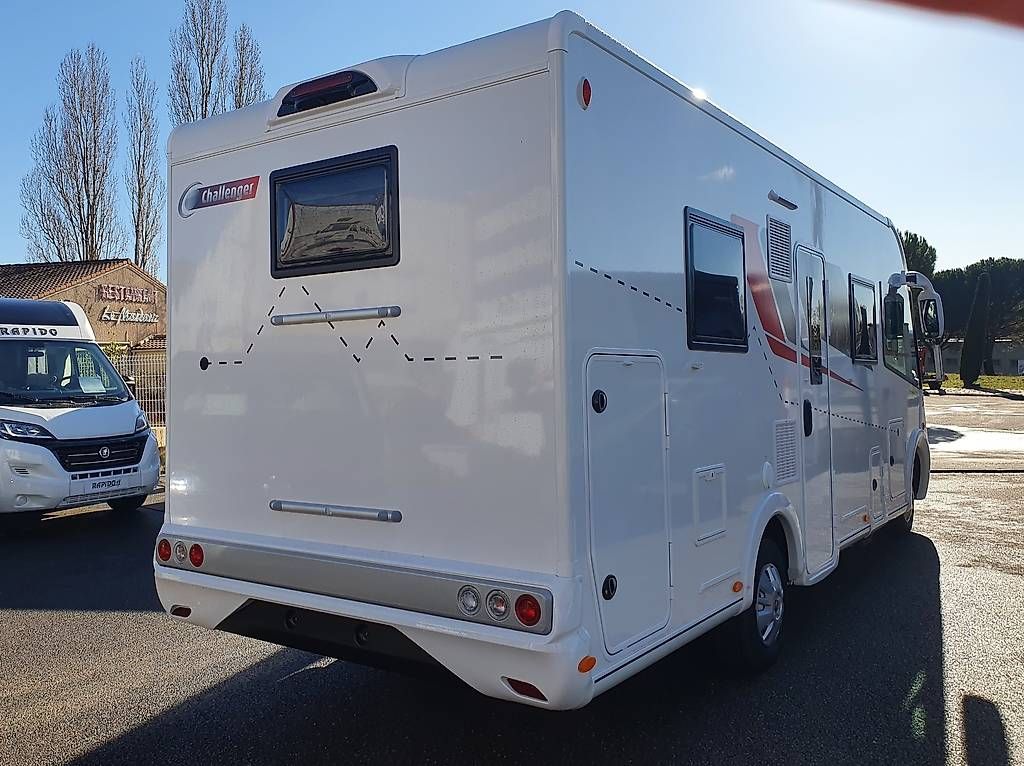 Challenger Veicoli da campeggio: Heckstossstange Challenger / Chausson Wohnmobil – Nuovo e nell'imballaggio originale da Böbikon venduto da Thvogel 4