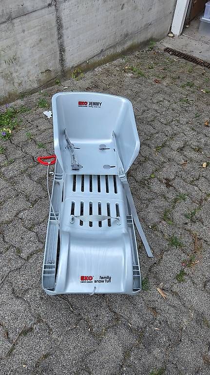 Slitta: Schlitten EKO-Snow mit Kindersitz – Usato da Dornach venduto da leuenbe1 1