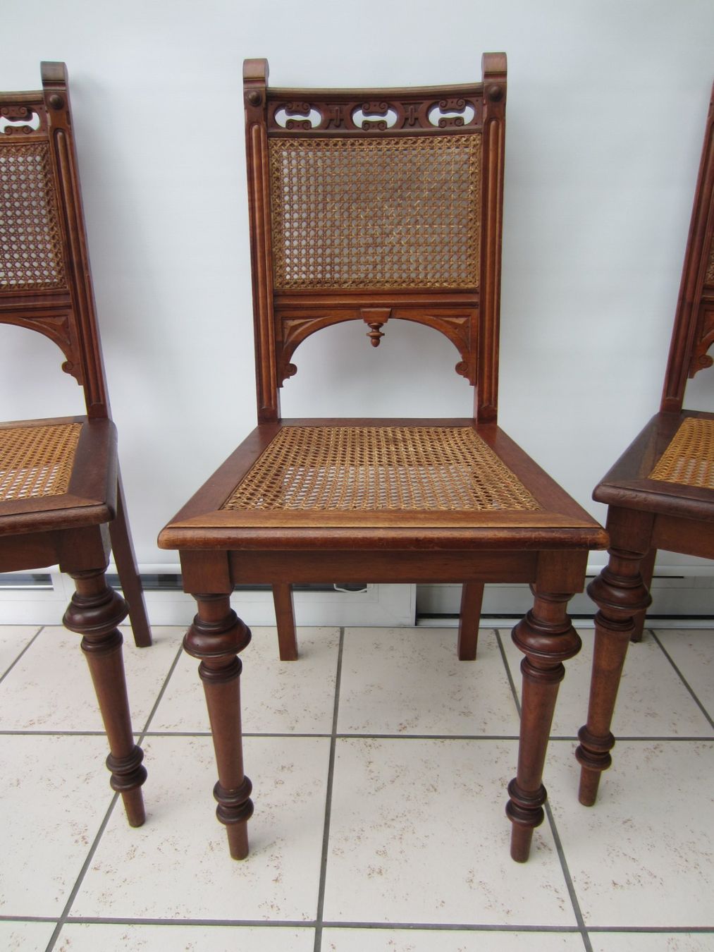 Stühle: Antike Stühle 3 Stück Biedermeier Jugendstil – Gebraucht aus Sursee von Tschiger 1