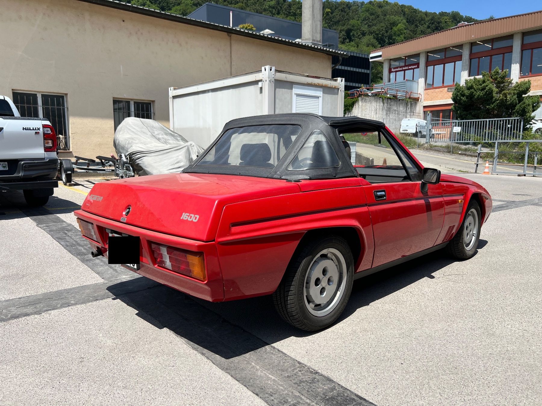 Reliant Automobili: 1986 Reliant Scimitar SS1 1600 LHD – Usato da Fenil-sur-Corsier venduto da HEMIsphere_Garage 2
