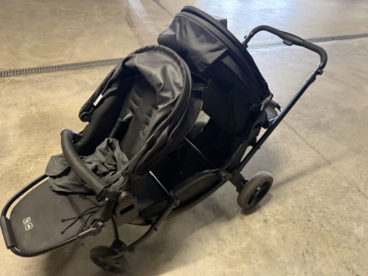ABC Design Kinderwagen: ABC Geschwister Kinderwagen – Gebraucht aus Steffisburg von LaTina21 1