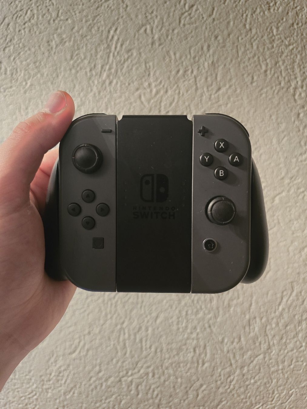 Nintendo Controller: Nintendo Switch Joy-Con Set + Joy-Con Grip / Controller – Usato da Grandval venduto da Golumbus 1