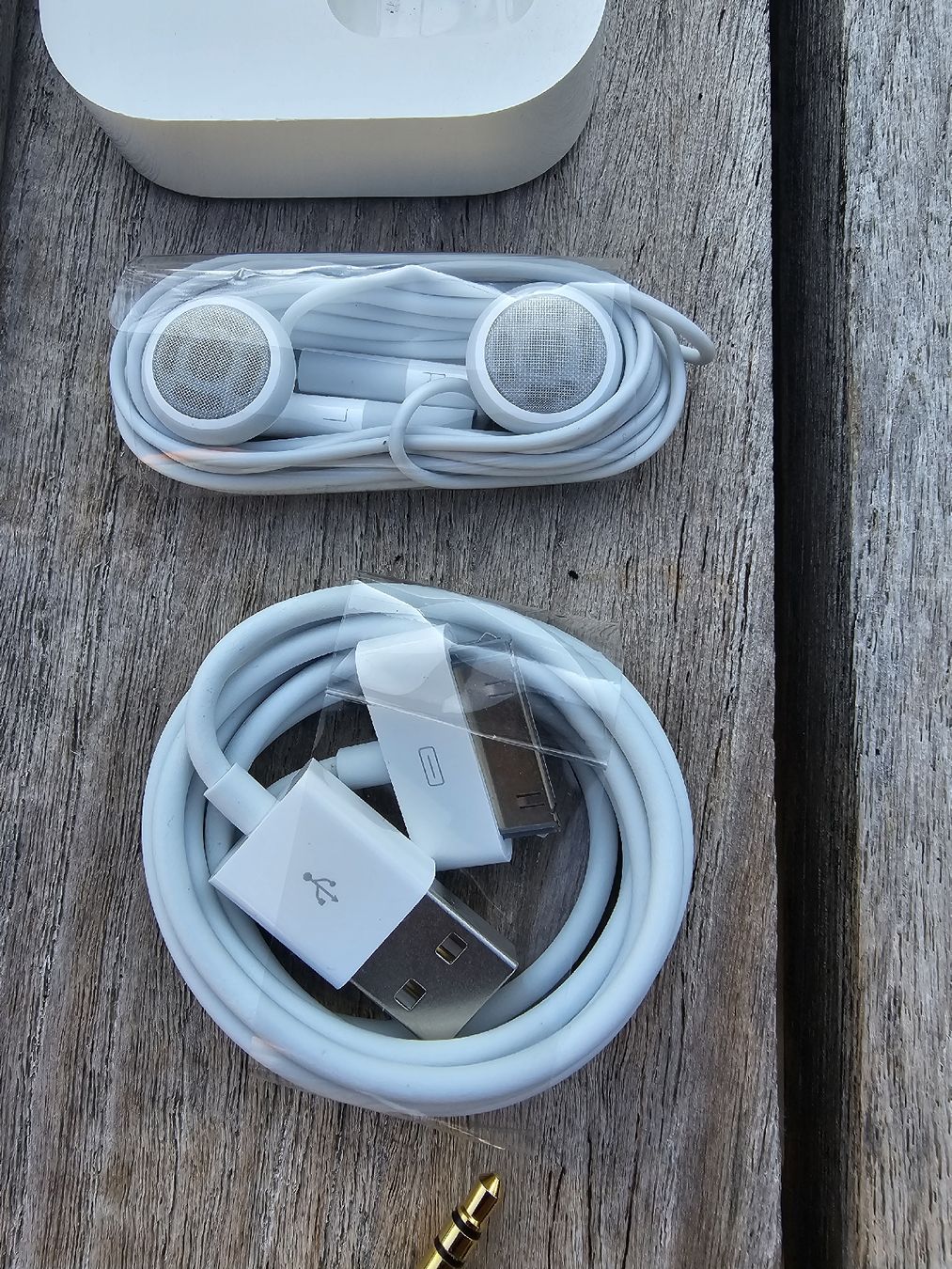 Apple Lettore multimediale portatile: Apple iPod classic 4. Generation 60GB mit Farbdisplay – Usato da Oberwil BL venduto da 007re 2
