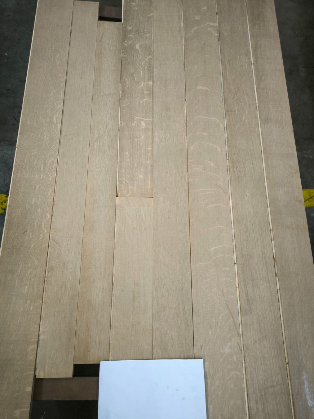 Articoli in legno: 3-Schicht Parkett Eiche gebürstet, geölt – Nuovo (secondo la descrizione) da Trübbach venduto da atlasholz