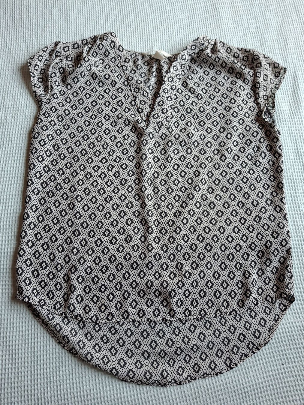 H&M Top: Haut taille 34 col en V marque H&M  – Usato da Villiers venduto da san_jn5w