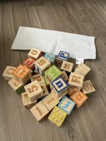 Blocs de construction en bois lettres chiffres 