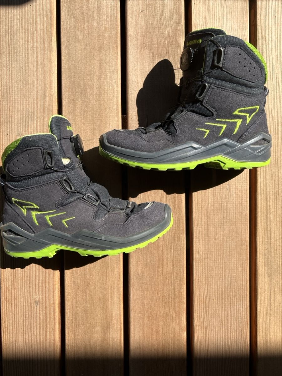 Lowa Scarpe per ragazzi: LOWA Wanderschuhe Gore-Tex size 38 grey green – Usato da Uster venduto da fam_z8zj