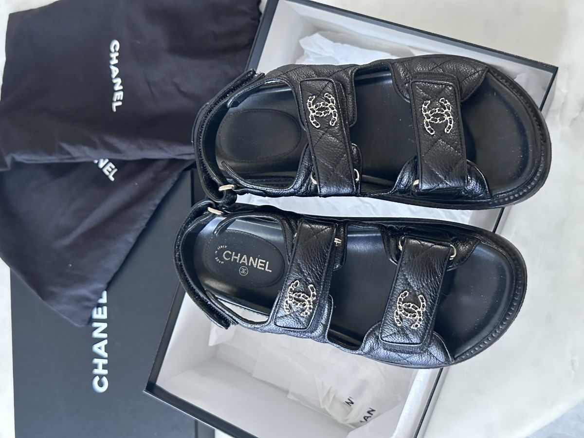 Chanel Damenschuhe: Chanel Dad Sandalen, Schwarz – Gebraucht aus Frick von Soleil4658