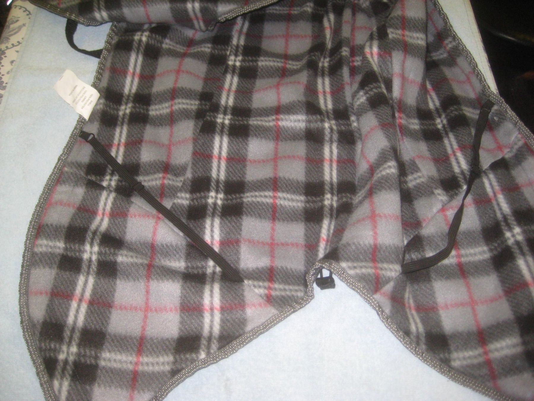Puppia Abbigliamento: HUNDE  MANTEL – Usato da Uster venduto da flocke1 2
