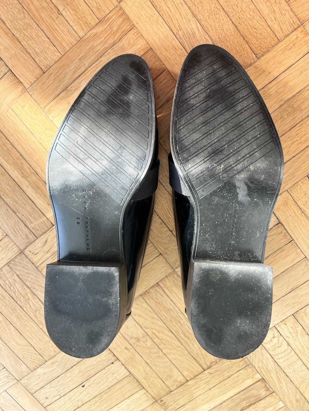 Zara Scarpe da donna: Zara lack Slipper - grösse 38 – Usato da Effretikon venduto da YaMn 4