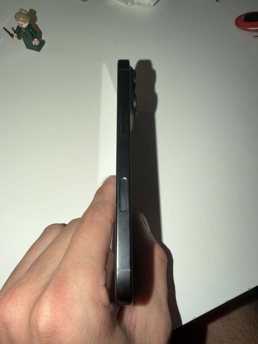 Apple Handys / Smartphones: iPhone 16 Pro 256 Gb – Gebraucht aus Thun von luc_5g5j 3