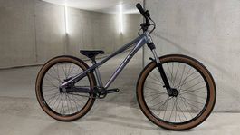 Dirtbike Cube Flying Circus