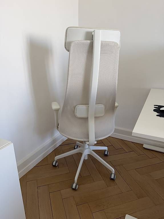 Sedie: IKEA Bürostuhl Järvfjället weiss – Usato da Basel venduto da Ohschaumal 1