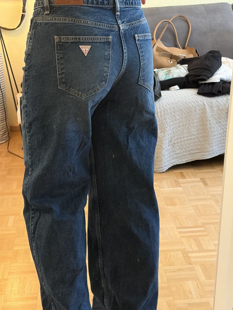 Guess Jeans: Wurde verschenkt (nicht mehr erhältlich🗣️) – Usato da Basel venduto da pau_w9yw 1