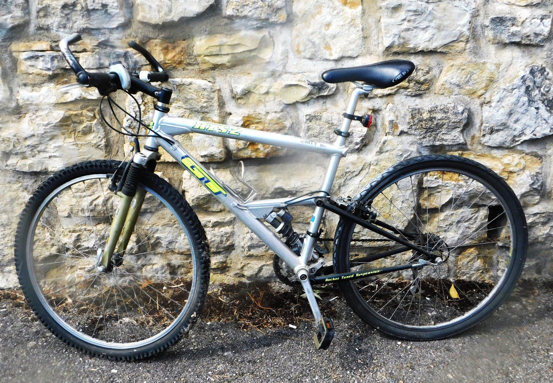 GT Biciclette: vélo mountain bike – Usato da La Neuveville venduto da wgg_yjd7