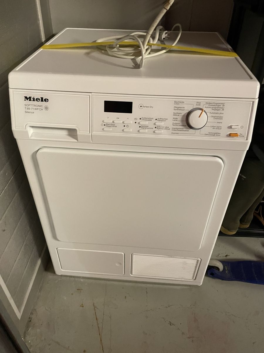 Miele Machines à sécher: Miele Wäschetrockner – D'occasion à Zumikon par fayekaye
