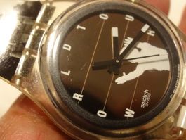 S-WATCH  SCHÖNE HERREN UHR,QUARTZ,SCHÖNE MODE,FARBE.LÄÜFT