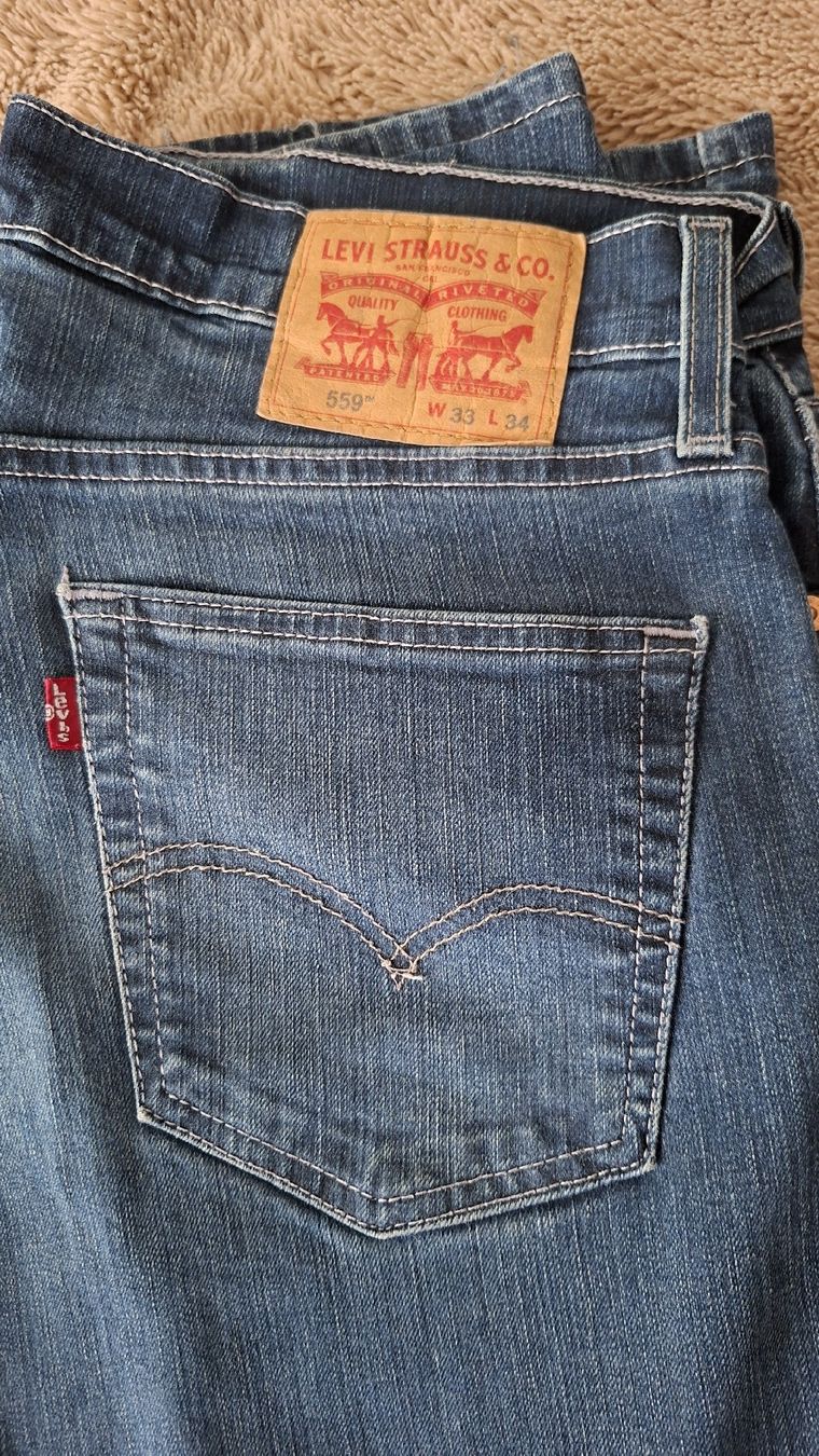 Levi's Jeans: Levi's vintage jean  – Usato da Chiasso venduto da Pat_chuli 1