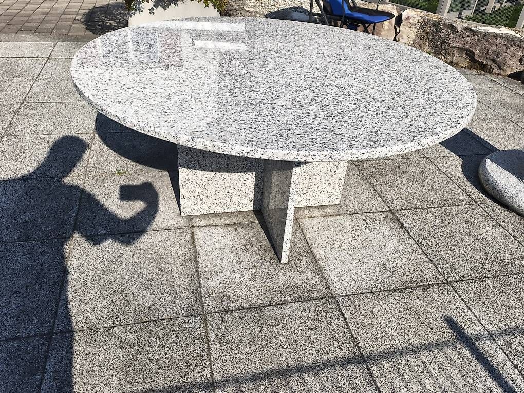 Tables: Granit Tisch – D'occasion à Balsthal par GravelDudz