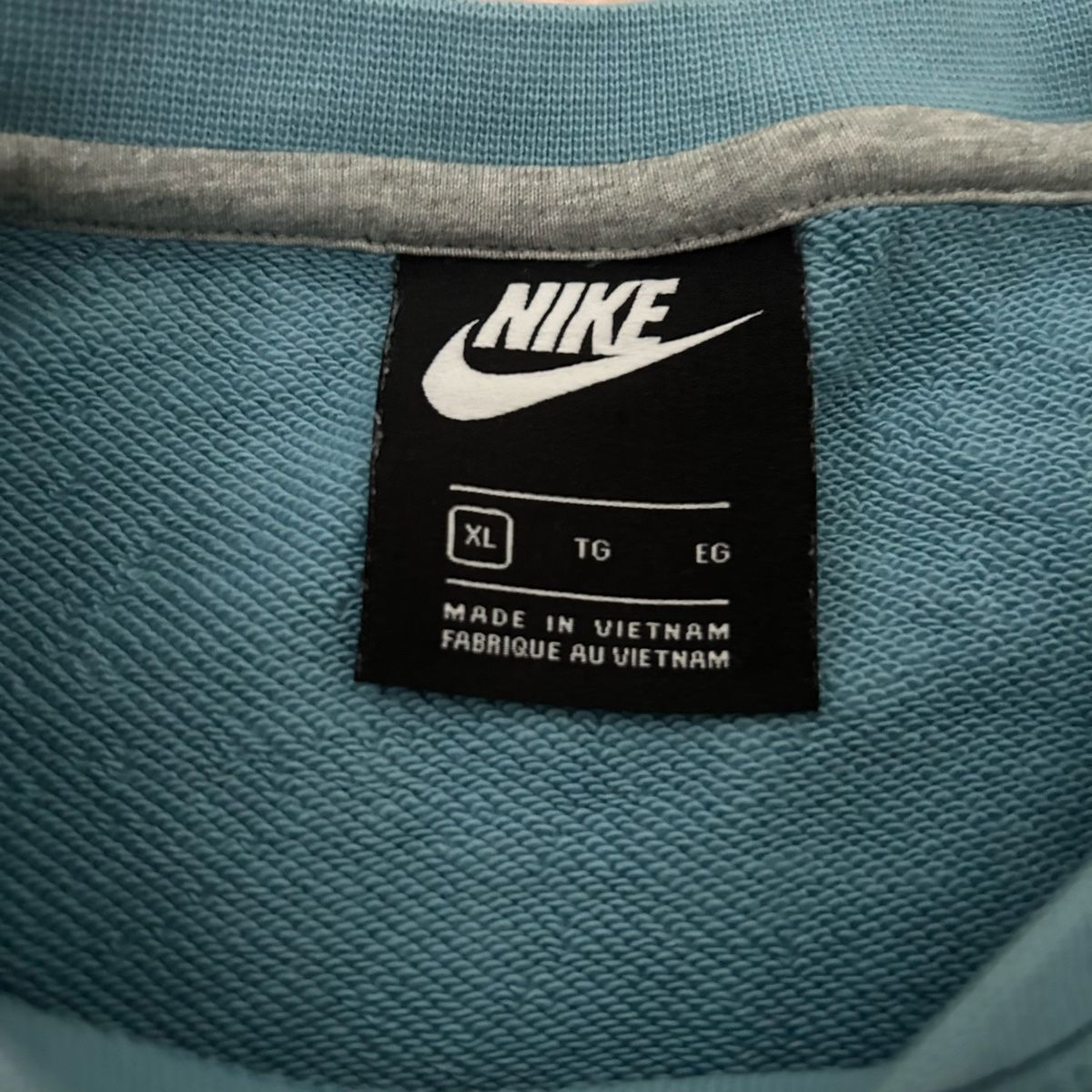 Nike Maglioni & Felpe: Nike Baumwollpullover in Hellblau, Top Zustand, Grösse XL – Nuovo e nell'imballaggio originale da Eschenz venduto da Fjolla-K 1