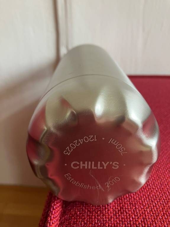 Chilly’s Gourdes & Thermos: Neue Isolierflasche Chilly's, 750 ml – Neuf avec emballage d'origine à Zürich par Waldtier 1
